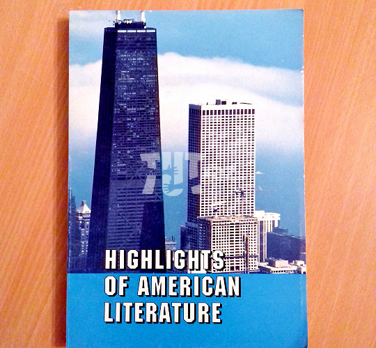 Highlights of American Literature kitabı, 20 AZN, Книги в Баку, Азербайджане