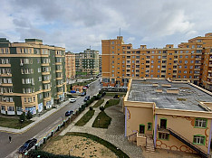 3-otaqlı mənzil , İstiqlaliyyət küç., 90 m² Баку