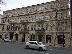 4-otaqlı mənzil , Zərifə Əliyeva küç., 150 m² Баку