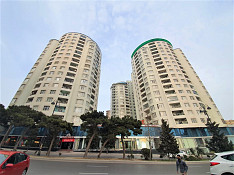 3-otaqlı mənzil icarəyə verilir, Səməd Vurğun küç., 200 m² Баку