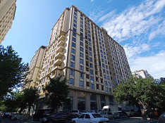 4-otaqlı mənzil , Qarabağ küç., 152 m² Баку