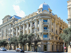 4-otaqlı mənzil icarəyə verilir, Z. Əliyeva küç., 170 m² Баку
