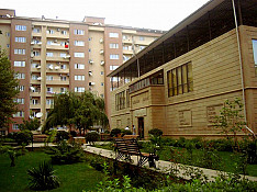 2-otaqlı mənzil icarəyə verilir, Zahid Xəlilov küç., 90 m² Баку