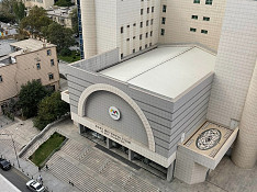 4-otaqlı mənzil icarəyə verilir, 28 Mаy m/st., 114 m² Баку