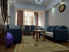 3-otaqlı mənzil , İstiqlaliyyət pr., 75 m² Bakı