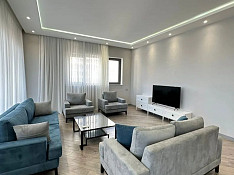 3-otaqlı mənzil icarəyə verilir, Şah İsmayıl Xətai m/st., 157 m² Баку