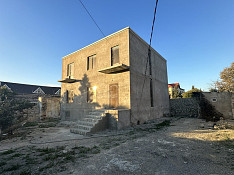 Həyət evi , Şüvəlan qəs. Bakı