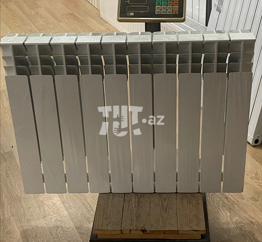 Radiator Venezia 12.50 AZN Tut.az Pulsuz Elanlar Saytı - Əmlak, Avto, İş, Geyim, Mebel