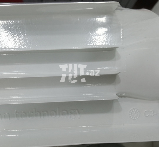 Radiator Venezia 12.50 AZN Tut.az Pulsuz Elanlar Saytı - Əmlak, Avto, İş, Geyim, Mebel