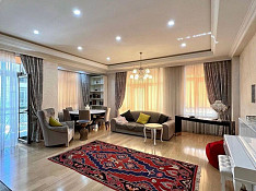 3-otaqlı mənzil , Hüseyn Cavid pr., 151 m² Баку