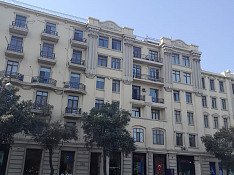 3-otaqlı mənzil icarəyə verilir, Neftçilər pr., 90 m² Баку