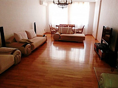 3-otaqlı mənzil icarəyə verilir, Səməd Vurğun küç., 150 m² Bakı