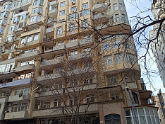 4-otaqlı mənzil , Yasamal r., 175 m² Bakı