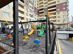 4-otaqlı mənzil , Yasamal r., 160 m² Bakı
