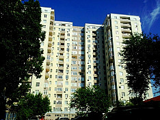3-otaqlı mənzil icarəyə verilir, Azadlıq pr., 110 m² Баку