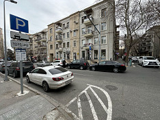 3-otaqlı mənzil , 28 May m/st., 78 m² Баку