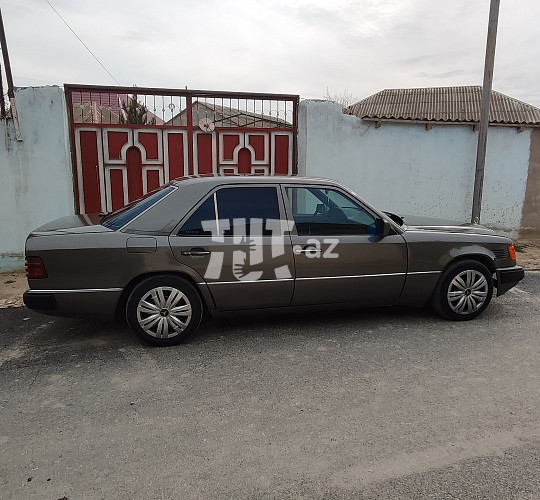 Mercedes E 300, 1992 il ,  7 800 AZN Торг возможен , Баку на сайте Tut.az Бесплатные Объявления в Баку, Азербайджане