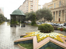4-otaqlı mənzil , Y.Səfərov küç., 189 m² Баку