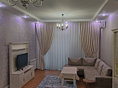 2-otaqlı mənzil icarəyə verilir, 8 Noyabr m/st., 100 m² Баку