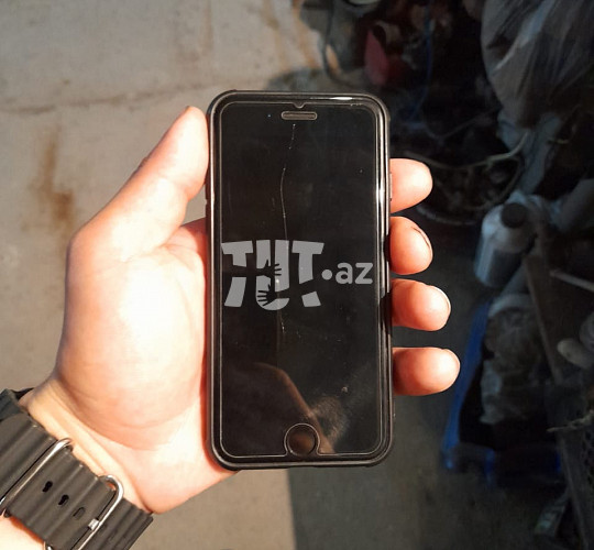 Apple iPhone Se 2020, 250 AZN, телефоны iPhone в Баку