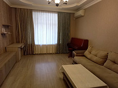 3-otaqlı mənzil icarəyə verilir, Nizami r., 85 m² Баку
