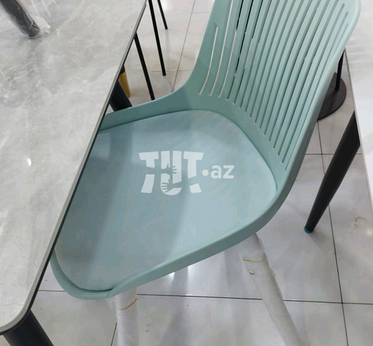 Plastik oturacaqlar, 100 AZN, Bakı-da Stol Stul alqı satqı elanları
