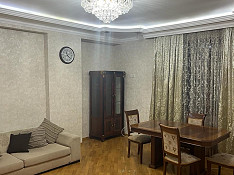 3-otaqlı mənzil icarəyə verilir, Elmlər Akademiyası m/st., 130 m² Баку