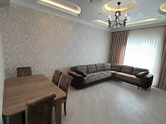 Сдается 2-комн. квартира, Хатаинский р., 90 м² Баку