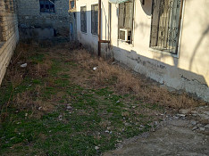 Bağ evi , Goradil qəs. Баку