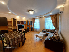 3-otaqlı mənzil icarəyə verilir, Sabit Orucov küç., 110 m² Баку