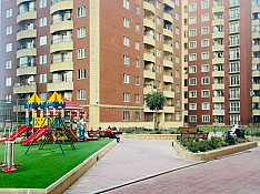 4-otaqlı mənzil , Səməd Vurğun küç., 196 m² Баку