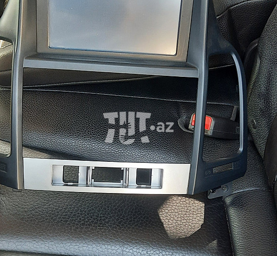 Hyundai Santa Fe zavod monitoru ,  70 AZN Торг возможен , Баку на сайте Tut.az Бесплатные Объявления в Баку, Азербайджане