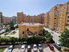 2-otaqlı mənzil , İstiqlaliyyət küç., 70 m² Баку
