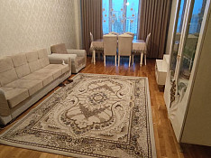 2-otaqlı mənzil icarəyə verilir, Abbas Mirzə Şərifazadə küçəsi, 88 m² Баку