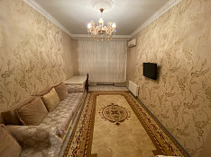 3-otaqlı mənzil , 8 Noyabr pr., 90 m² Bakı