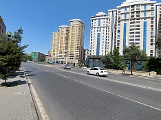 6-otaqlı mənzil icarəyə verilir, Naxçıvani küç., 600 m² Баку