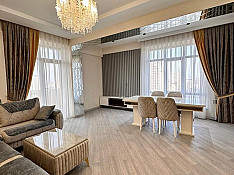 3-otaqlı mənzil , Asif Məhərrəmov küç., 121 m² Баку