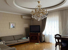 3-otaqlı mənzil icarəyə verilir, Zahid Xəlilov küç. 26, 160 m² Баку