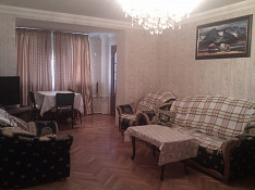 3-otaqlı mənzil icarəyə verilir, E. Akademiyası m/st., 85 m² Баку