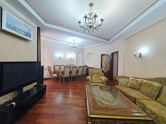 6-otaqlı mənzil , H. Əliyev pr., 240 m² Баку