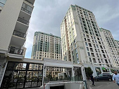 4-otaqlı mənzil , Balaəmi Dadaşov küç., 178 m² Bakı