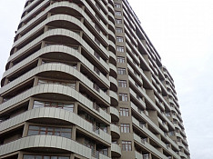 3-otaqlı mənzil icarəyə verilir, Ceyhun Hacıbəyli küç. 30, 155 m² Bakı