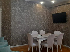 2-otaqlı mənzil icarəyə verilir, 20 Yanvar m/st., 79 m² Баку