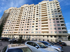 3-otaqlı mənzil icarəyə verilir, Gənclik m/st., 165 m² Баку