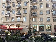 3-otaqlı mənzil icarəyə verilir, Azərbaycan pr. 12, 77 m² Баку