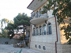 Villa , Şüvəlan qəs. Bakı