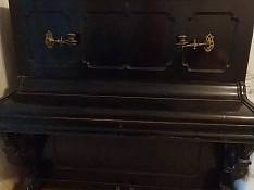 Antikvar piano Bakı