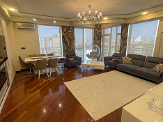 4-otaqlı mənzil , Nəcəfqulu Rəfiyevküç., 166 m² Bakı