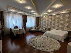 5-otaqlı mənzil , Əhmədli m/st., 215 m² Bakı