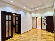 4-otaqlı mənzil , Yasamal r., 132 m² Bakı